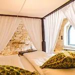 Haus Mandelbluete
